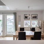 Central Top Floor Apartment